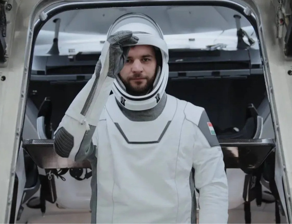 Kapu Tibor bejelentkezett a világűrből  