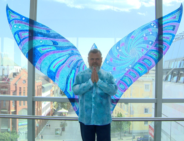 Szelfiangyalok – Újabb állandó művészi alkotások díszítik a Korzó Bevásárlóközpontot