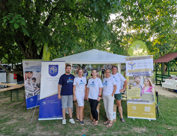 Tudomány, hagyomány, közösség – idén először saját standdal várta a Nyíregyházi Egyetem a PanyolaFeszt közönségét