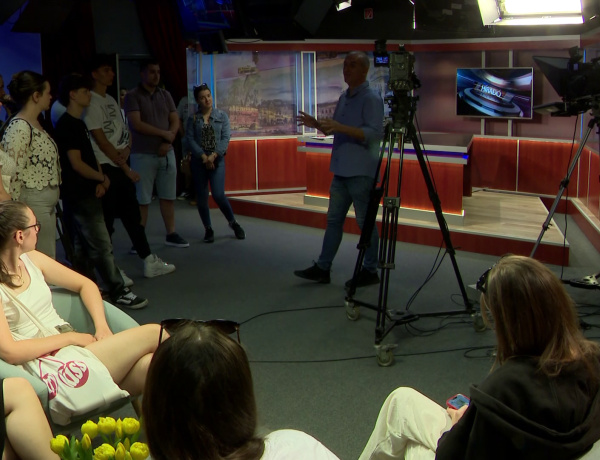 Kulisszák mögött – Stúdiólátogatás a Nyíregyházi Televízióban