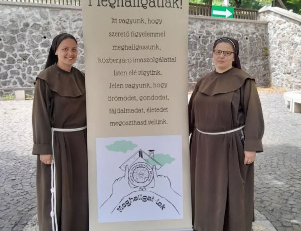 Hallgatással nyújtanak lelki elsősegélyt a nővérek a főbúcsún