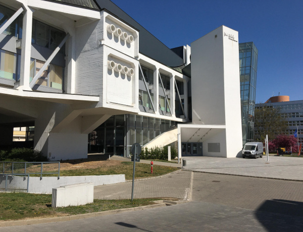 Képzőművészeti ösztöndíjasok kiállítása          