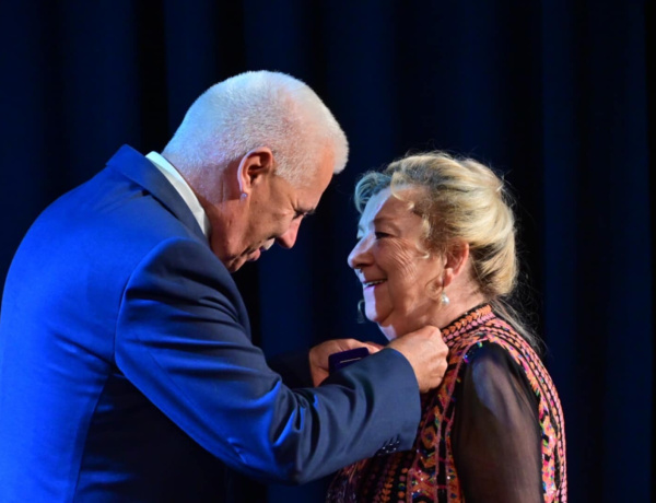 Mutatjuk Nyíregyháza új díszpolgárát! - Az Idősügyi Tanács titkára kapta meg az elismerést