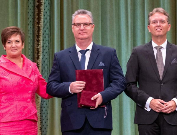 Rangos elismerés – Mészáros Szilárd  Bessenyei-díjat kapott