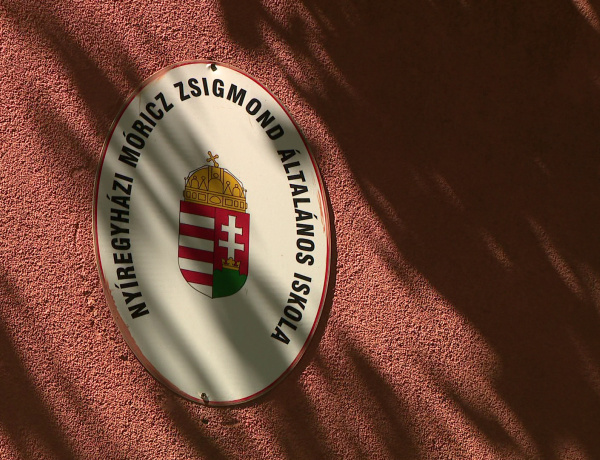 Falbontás - tornaszobát alakítanak ki a Móriczban                                             