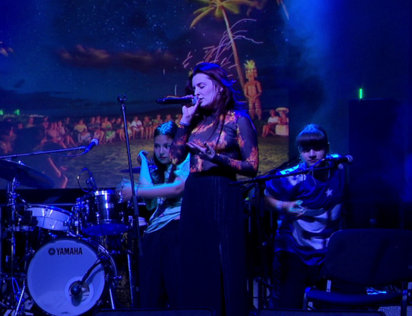 Hazatért a hang – Balogh Rebeka meghódította a VIDOR Kertet