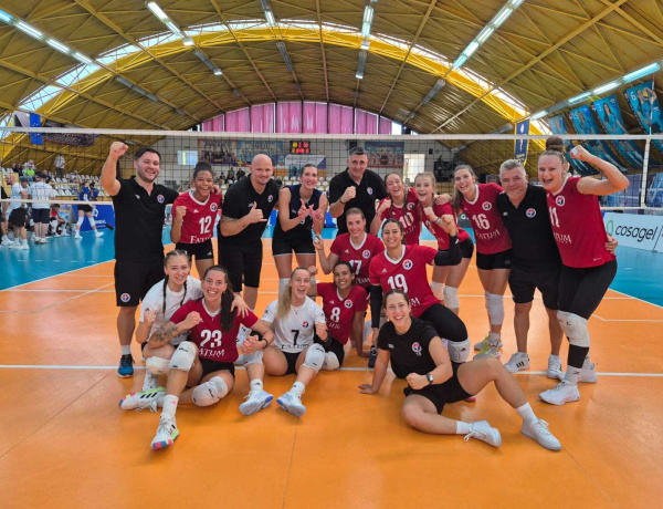 A tornagyőzelemért játszhatnak vasárnap a röplabdások