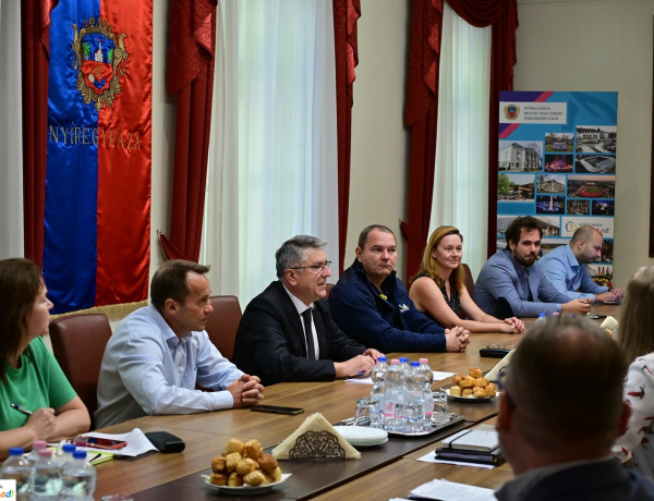 Helyi Foglalkoztatási Fórum – A fiatalok itthon tartása és a foglalkoztatás bővítése a cél Nyíregyházán