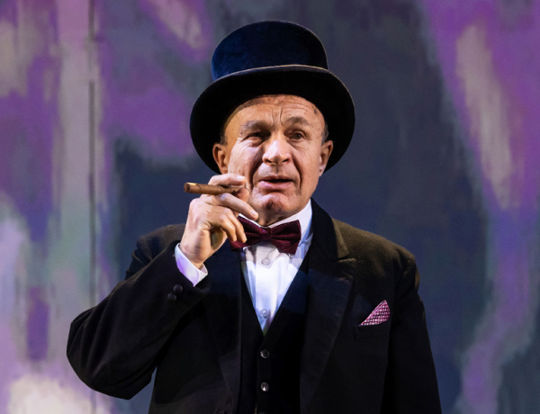 Balu után most Csil, a keselyű lesz A dzsungel könyvében Tóth Károly