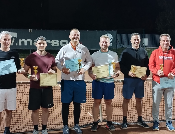 Ismét tenisszel emlékeztek Jeszire                               