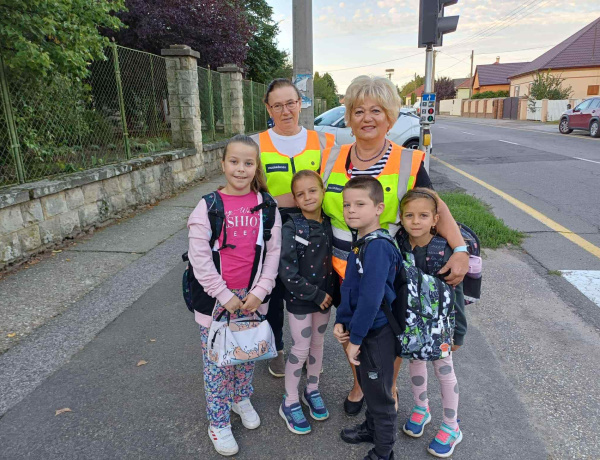 Biztonságban az iskolába! – Az Orosi Polgárőr Egyesület vigyáz a gyerekekre
