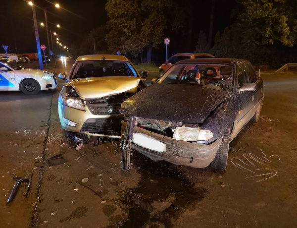 Baleset történt vasárnap este a Stadion, Krúdy Gyula utcánál
