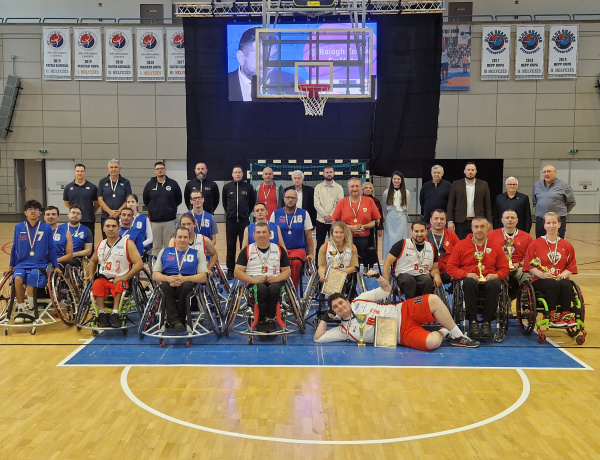 Kerekesszékes szabadidősport-eseménnyel emlékeztek ifj. Balogh Zoltánra Nyíregyházán