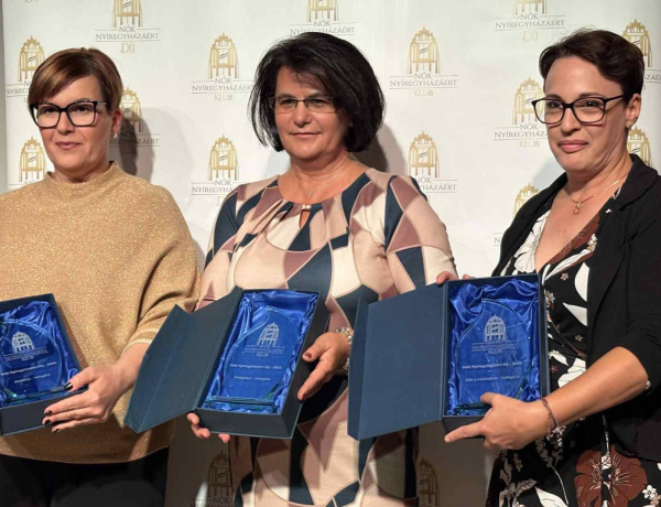 Nők Nyíregyházáért – Gálán díjazták az elismerésre méltó hölgyeket