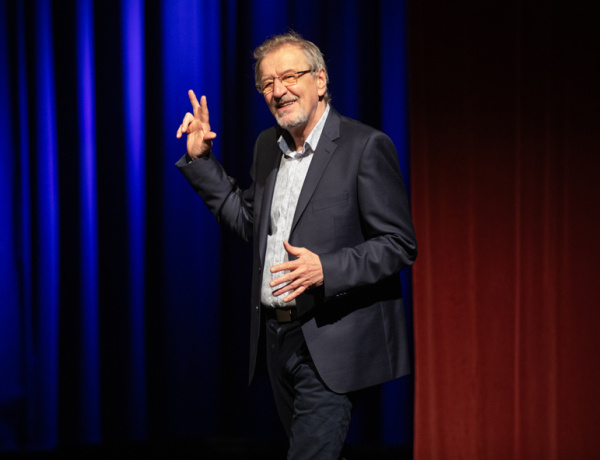 Az Egy életem Mucsi Zoltánnal Nyíregyházán is sikerprodukció