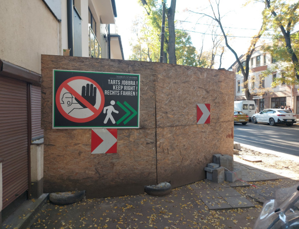 Új járdaszakasz épül a Dózsa György utcán