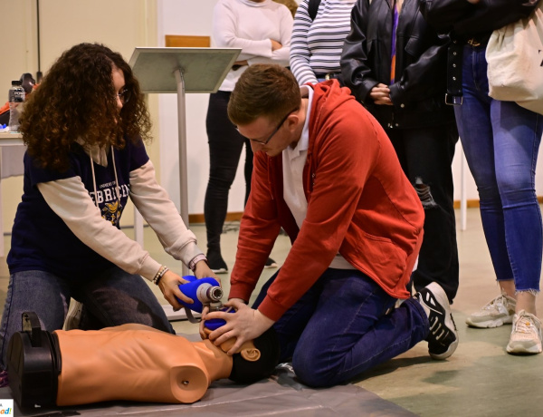 Nyílt nap az EÜ karon – Az egészségügy leendő dolgozói tájékozódhattak Nyíregyházán