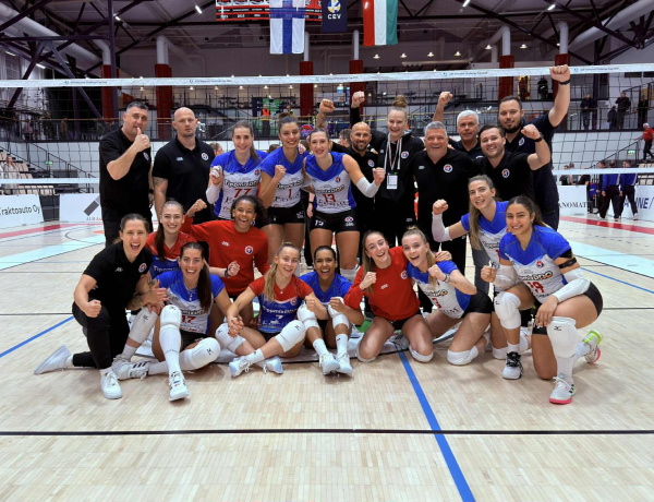 Két és fél órás röplabda thriller, a végén happy enddel! 