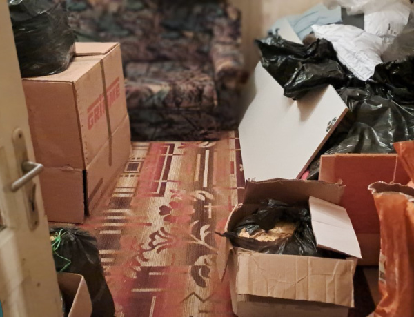 Kulcs nincs, dohány van - A NAV pénzügyőrei 674 kilogramm szárított dohánylevelet foglaltak le