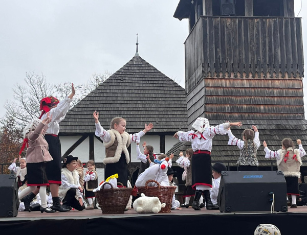 Libás finomságok és mulatság - ilyen volt a Márton-nap a Sóstói Múzeumfaluban