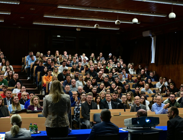 A Magyar Tudomány Ünnepe – „200 év a tudás és a társadalom szolgálatában”