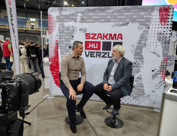 Három évtizede formálja a jövő mérnökeit – Quitt László Emlékdíjat kapott Zsigó Zsolt