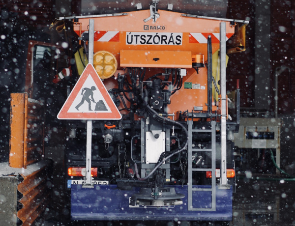 Téli sokk az utakon: élet-halál kérdés lehet a felkészülés!