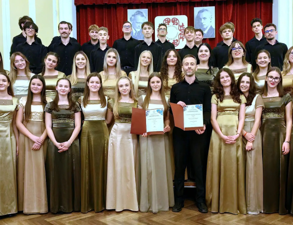  „Letarolták a mezőnyt!” – A Cantemus Ifjúsági Vegyeskar elhódította a Kodály Kórusverseny Nagydíját