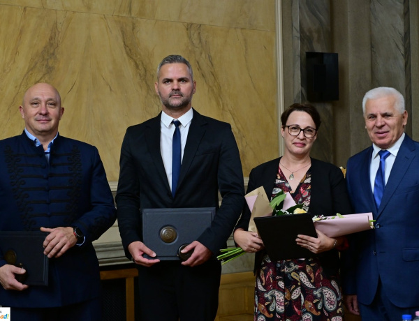 Hárman kaptak Bencs László-emlékérmet – tanár, horgász és igazgató is a díjazottak között!