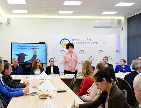 Szakmai tanácskozás – Fókuszban az okleveles technikusképzés első eredményei