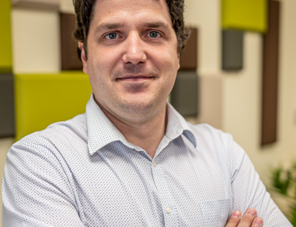 Az Emberi méltóság védelméért - elismerést kapott dr. Jászai Áron