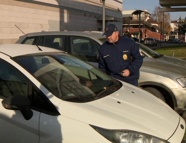 Parkolások – Az ünnepekkor megnövekszik a szabálytalankodók száma