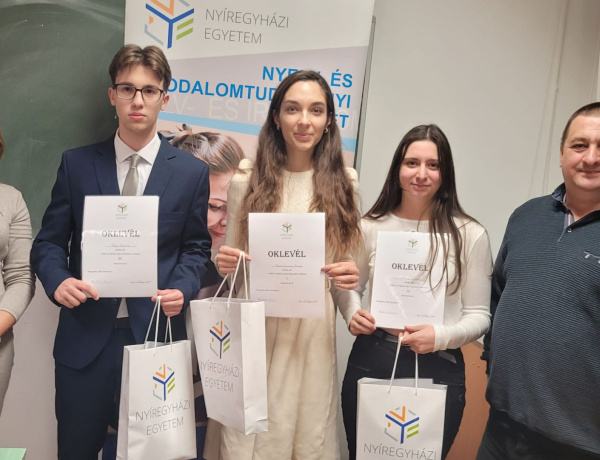 A vármegye középiskolásainak rendezett helyesírási versenyt a Nyíregyházi Egyetem