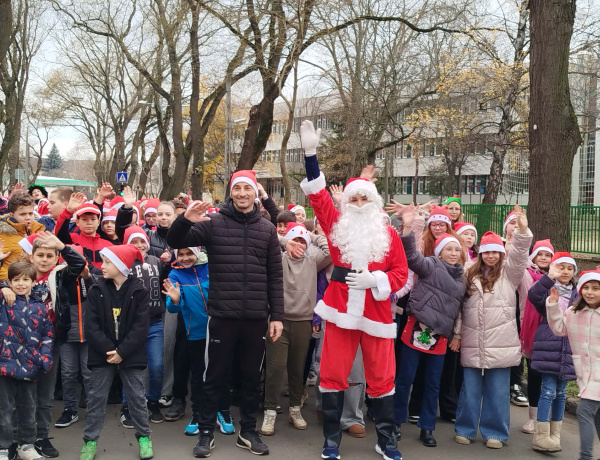 Mikulás futás a Kazinczy Ferenc Tagintézményben