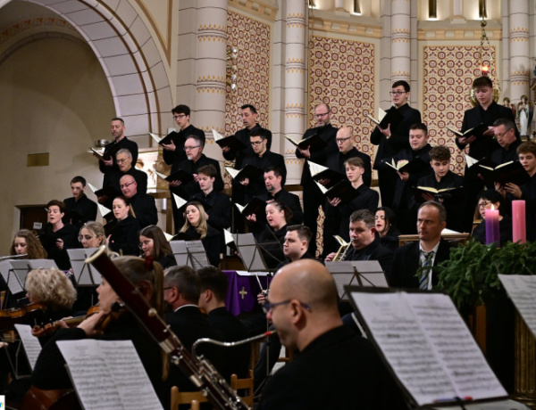 Barokk karácsonnyal és ünnepi koncertsorozattal készül a Cantemus decemberben