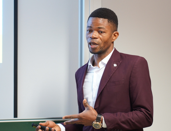 Hazavinné a tudást - a Sierra Leone-i hallgató szerint működik a fenntartható mezőgazdaság