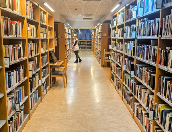 Népszerű a könyvtár -  egyre több az olvasóról számolnak be az intézményben