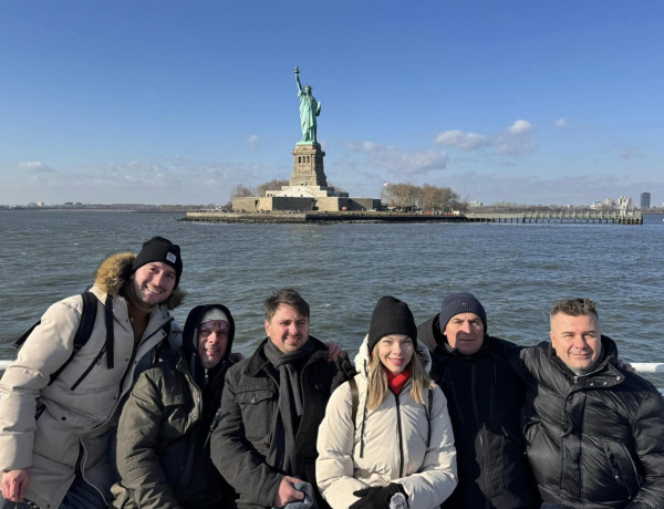 Székely legendák New Yorkban - a tengeren túl vendégszerepeltek a nyíregyházi társulat tagjai