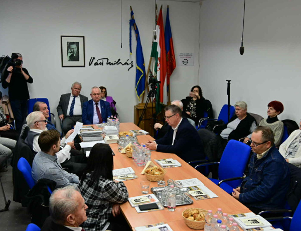 Jubileum - Húszéves fennállását ünnepelte a Váci Mihály Társaság