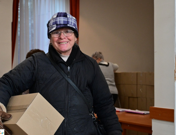 Ajándék a szépkorúaknak – Január 9-ig még átvehetők a karácsonyi csomagok