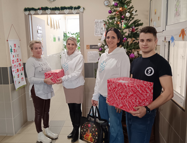 Adományokkal segítette idén is a Családok Átmeneti Otthonát a Nyíregyházi Egyetem