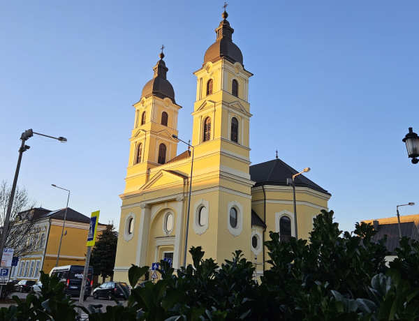 Ünnepi szertartások karácsonykor a Szent Miklós Székesegyházban