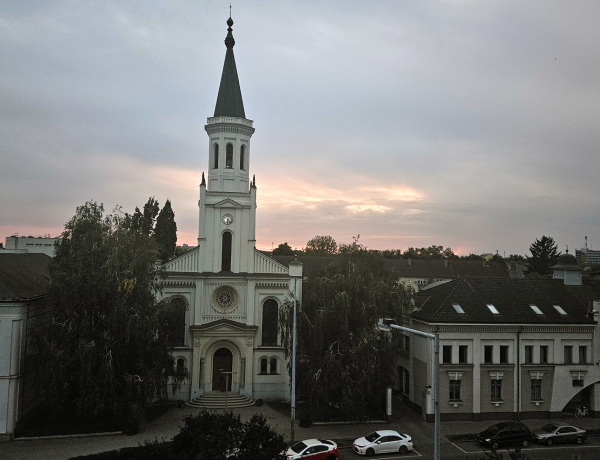 Így ünnepelnek a reformátusok a belvárosban - aktualitások és istentiszteleti rend a következő napokban