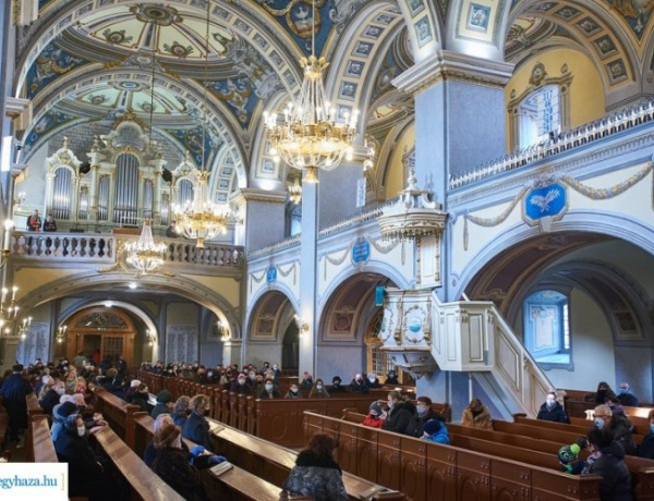 Így készülnek az evangélikusok - ünnepi istentiszteleti rend a Nyíregyházi Evangélikus Nagytemplomban