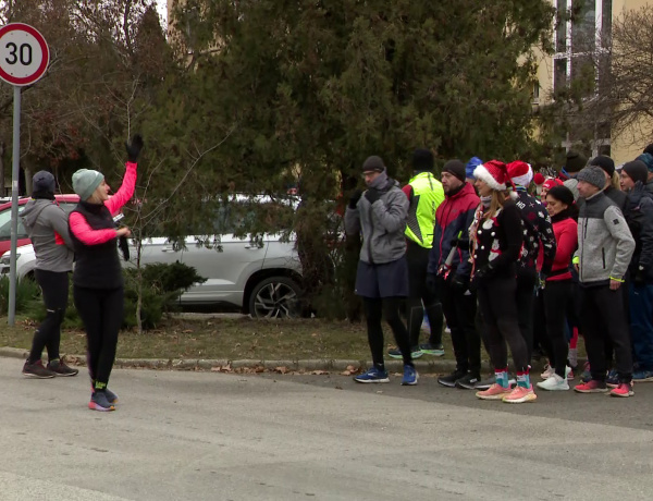 Futással búcsúztak az óévtől Nyíregyházán