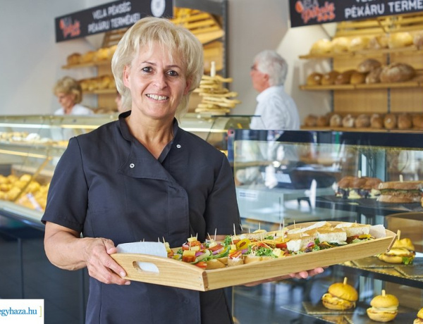 Célzott támogatásokkal segítik a vállalkozásokat