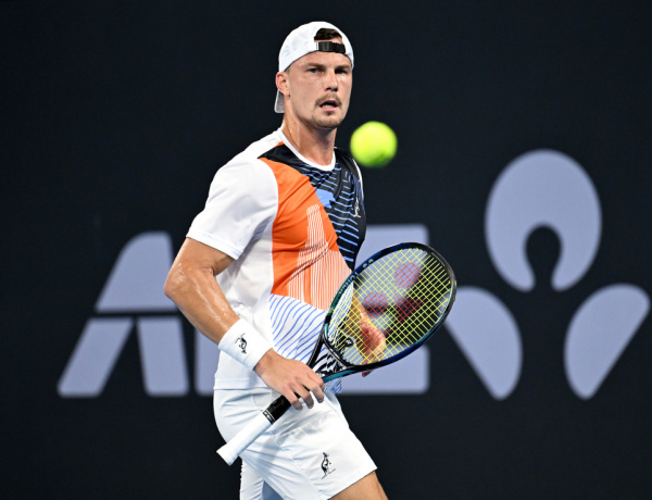 Fucsovics Márton magabiztos győzelmet aratott az adelaide-i keménypályás tenisztorna első fordulójában