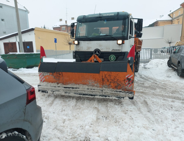 Embert és gépet próbáló időjárás – kemény napot zárt a NYÍRVV