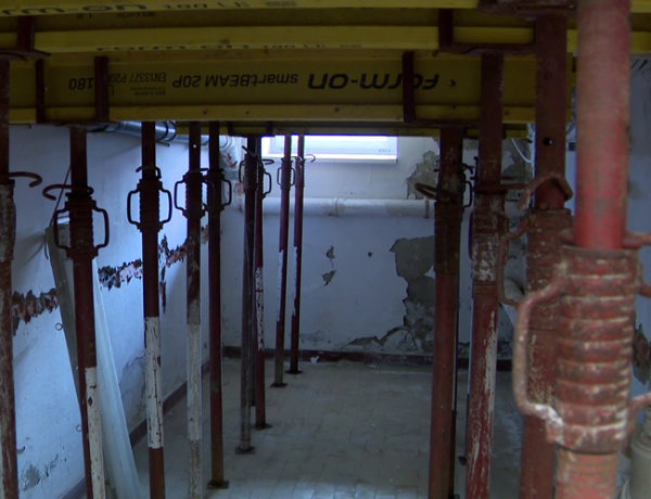 Júlia Fürdő mozgóképeken: a sokadszor ismételt legfontosabb kérdések a helyszínen