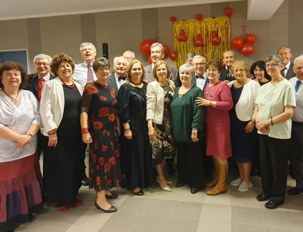 Valentin-napi lengyel bált rendezett a „Sto Lat” Baráti Társaság